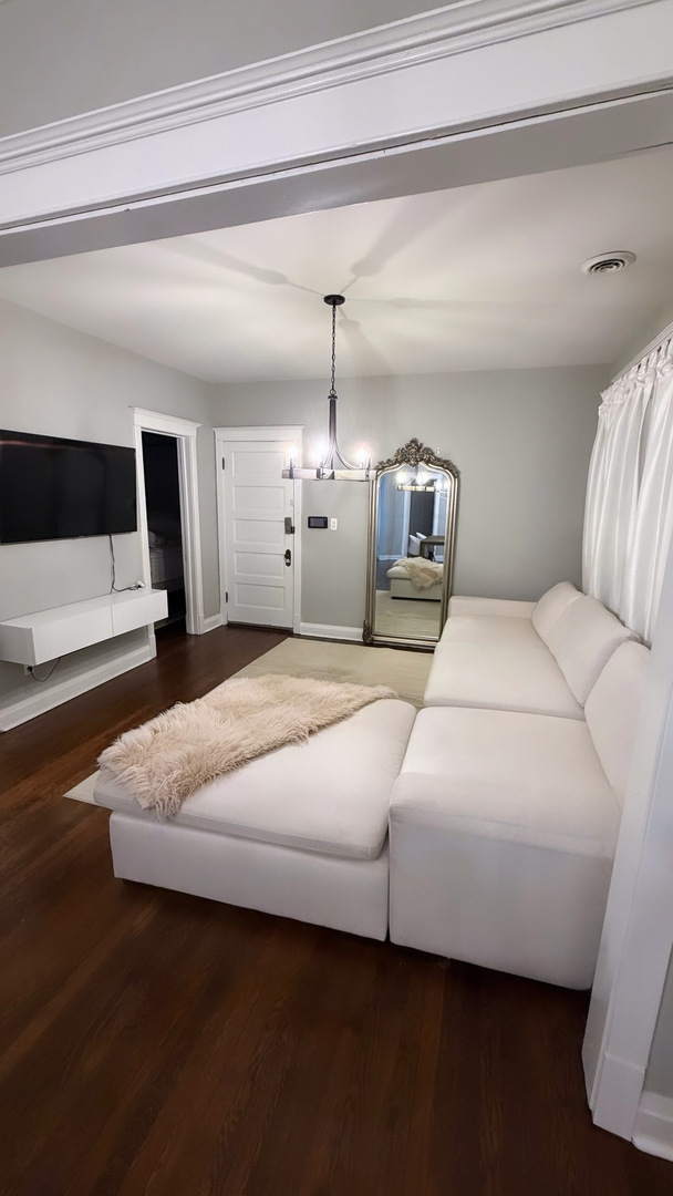 3138 W School Street 2