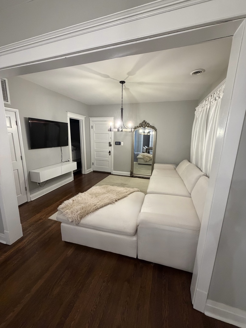 3138 W School Street 2