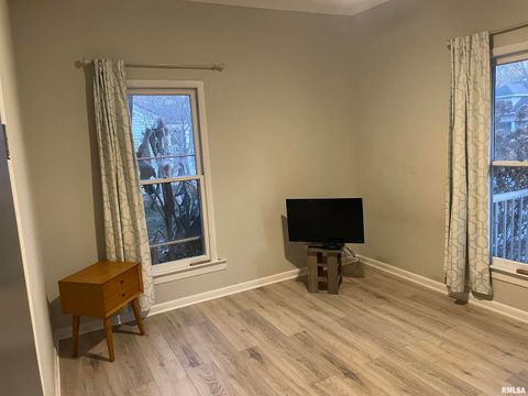 Tiny photo for 1202 E Parham Street, Marion, IL 62959 (MLS # QC4269420)