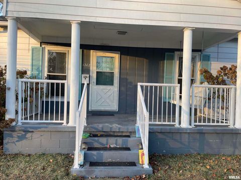 Tiny photo for 1202 E Parham Street, Marion, IL 62959 (MLS # QC4269420)