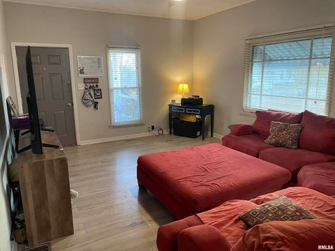 Tiny photo for 1202 E Parham Street, Marion, IL 62959 (MLS # QC4269420)