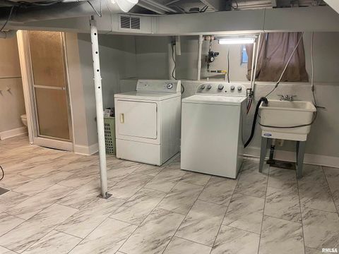 Tiny photo for 1202 E Parham Street, Marion, IL 62959 (MLS # QC4269420)