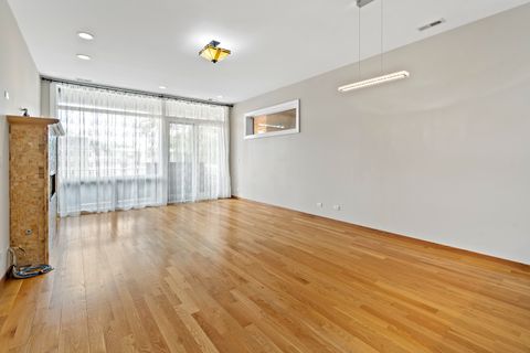 Tiny photo for 2424 W Chicago Avenue #201, Chicago, IL 60622 (MLS # 12436036)