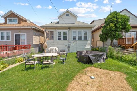 Tiny photo for 3036 N Luna Avenue, Chicago, IL 60641 (MLS # 12439825)