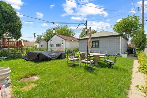 Tiny photo for 3036 N Luna Avenue, Chicago, IL 60641 (MLS # 12439825)