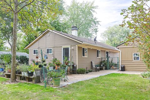 Tiny photo for Carpentersville, IL 60110 (MLS # 12485711)