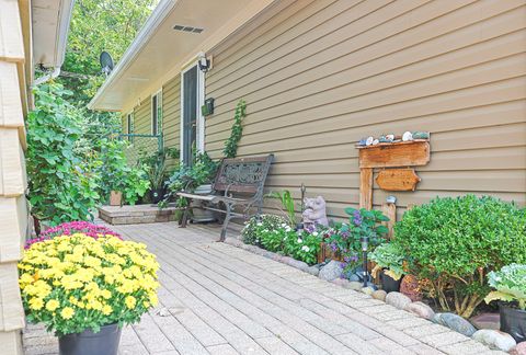 Tiny photo for Carpentersville, IL 60110 (MLS # 12485711)