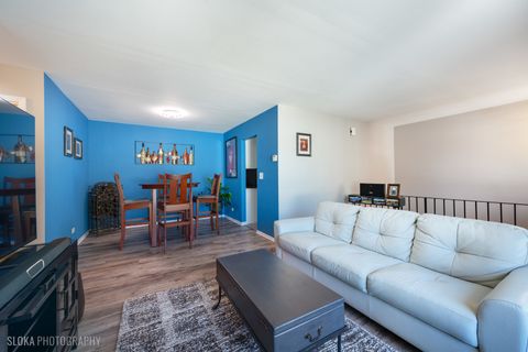 Tiny photo for 2435 Brunswick Circle #D, Woodridge, IL 60517 (MLS # 12490282)