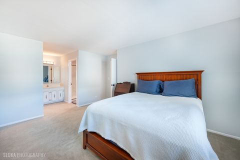 Tiny photo for 2435 Brunswick Circle #D, Woodridge, IL 60517 (MLS # 12490282)
