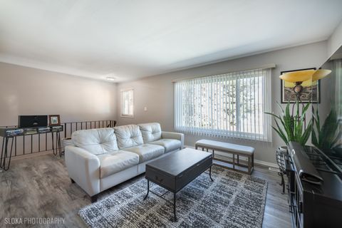 Tiny photo for 2435 Brunswick Circle #D, Woodridge, IL 60517 (MLS # 12490282)