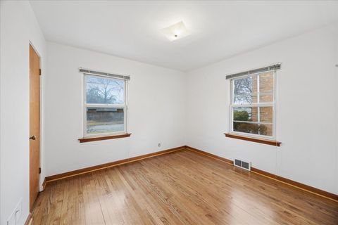 Tiny photo for 645 6th Avenue, La Grange, IL 60525 (MLS # 12585584)