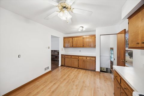 Tiny photo for 645 6th Avenue, La Grange, IL 60525 (MLS # 12585584)