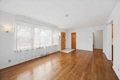 Tiny photo for 645 6th Avenue, La Grange, IL 60525 (MLS # 12585584)