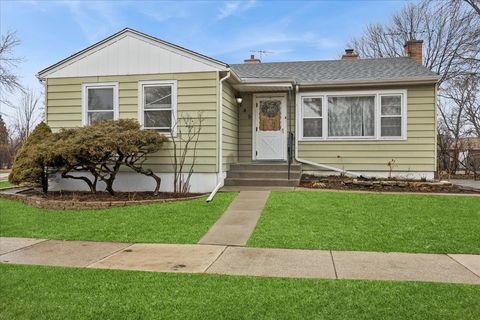 645 6th Avenue La Grange IL 60525