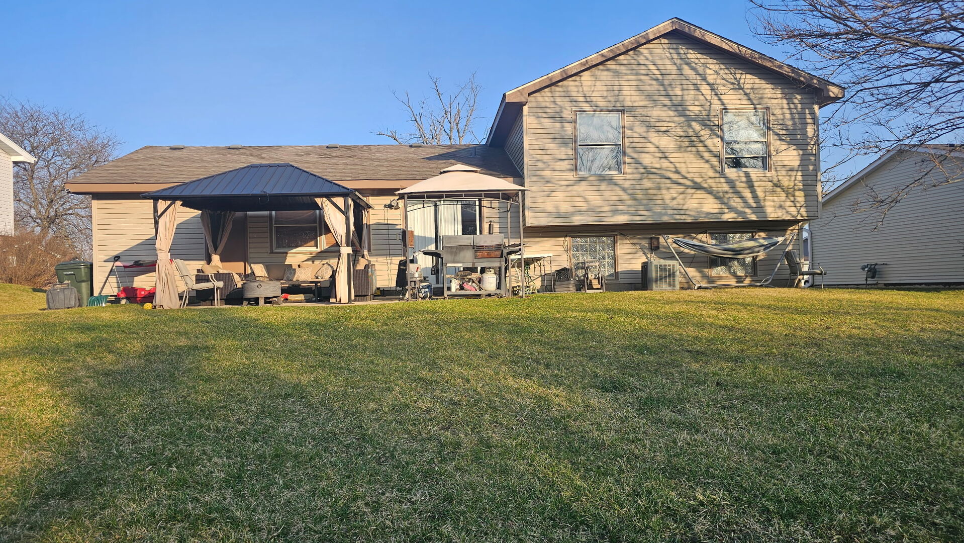 1040 Blackhawk Drive