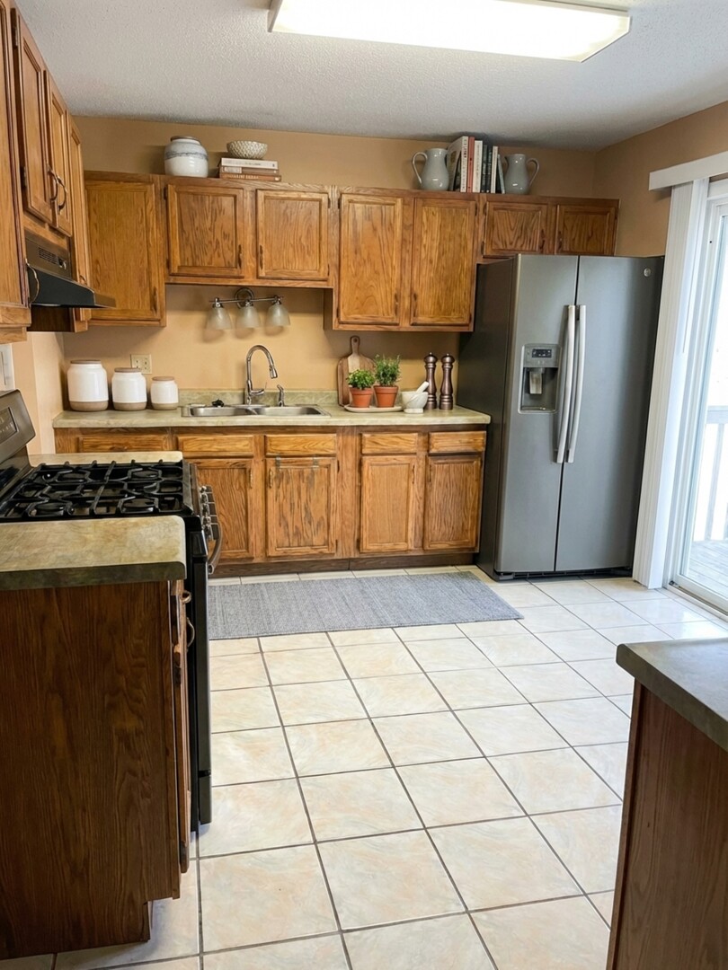 1040 Blackhawk Drive