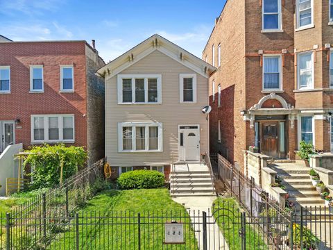 2416 W Fillmore Street Chicago IL 60612