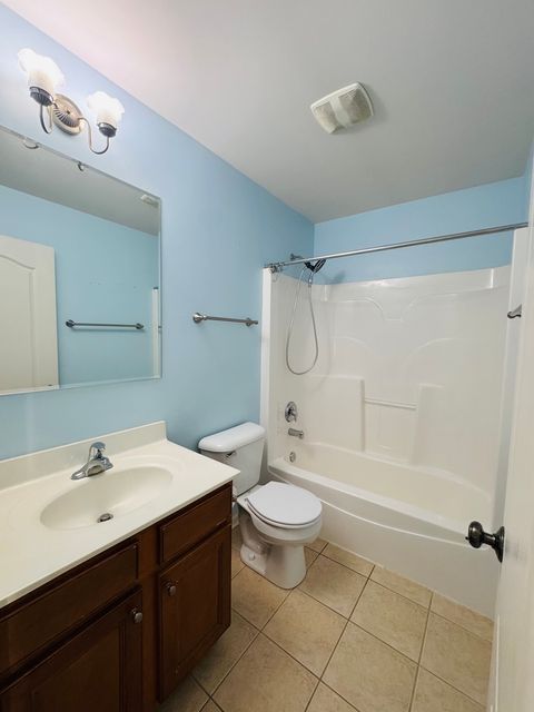 Tiny photo for 524 Majestic Lane, Oswego, IL 60543 (MLS # 12533485)