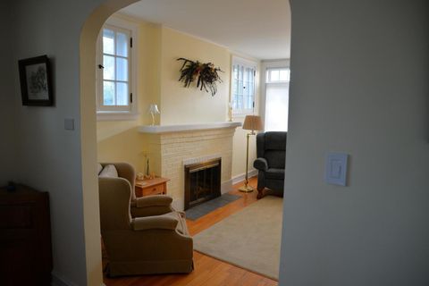 Tiny photo for 940 W Grant Drive, Des Plaines, IL 60016 (MLS # 12633279)