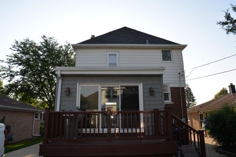 Tiny photo for 940 W Grant Drive, Des Plaines, IL 60016 (MLS # 12633279)