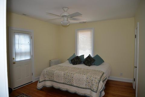 Tiny photo for 940 W Grant Drive, Des Plaines, IL 60016 (MLS # 12633279)