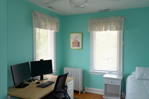 Tiny photo for 940 W Grant Drive, Des Plaines, IL 60016 (MLS # 12633279)