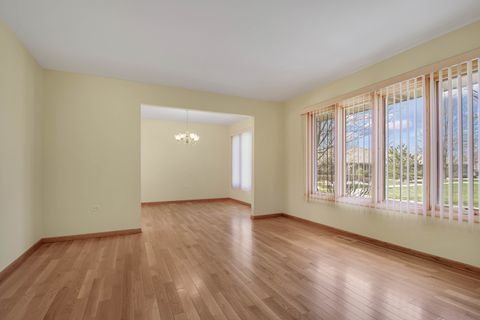 Tiny photo for 17857 Columbus Court #23, Orland Park, IL 60467 (MLS # 12607077)