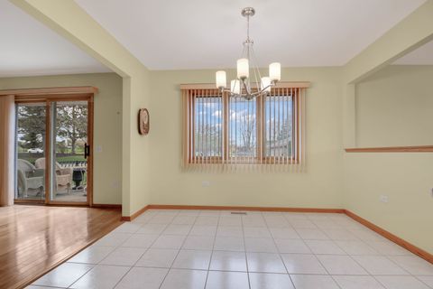 Tiny photo for 17857 Columbus Court #23, Orland Park, IL 60467 (MLS # 12607077)