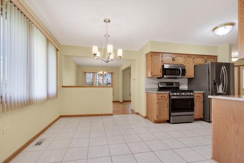 Tiny photo for 17857 Columbus Court #23, Orland Park, IL 60467 (MLS # 12607077)