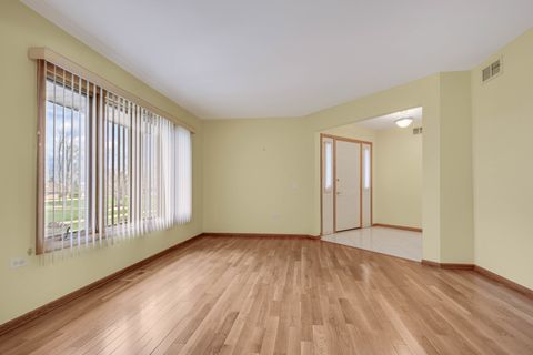 Tiny photo for 17857 Columbus Court #23, Orland Park, IL 60467 (MLS # 12607077)