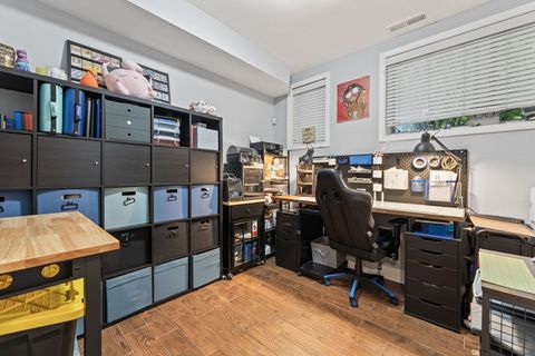 Tiny photo for 3106 S Wells Street #1, Chicago, IL 60616 (MLS # 12568811)