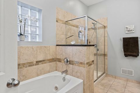 Tiny photo for 3106 S Wells Street #1, Chicago, IL 60616 (MLS # 12568811)