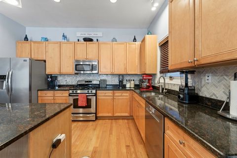 Tiny photo for 3106 S Wells Street #1, Chicago, IL 60616 (MLS # 12568811)