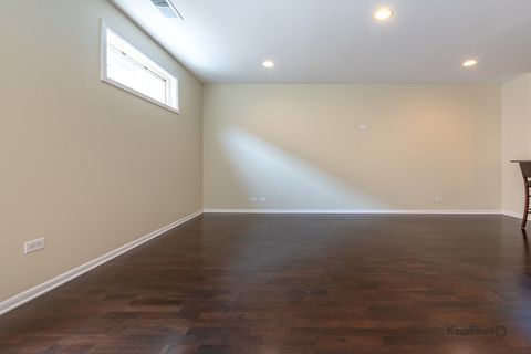 Tiny photo for 915 S Oak Park Avenue #1B, Oak Park, IL 60304 (MLS # 12539381)