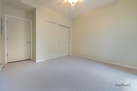 Tiny photo for 915 S Oak Park Avenue #1B, Oak Park, IL 60304 (MLS # 12539381)