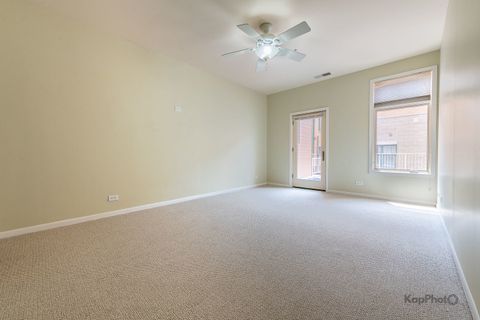 Tiny photo for 915 S Oak Park Avenue #1B, Oak Park, IL 60304 (MLS # 12539381)