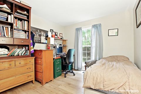 Tiny photo for 207 N Creekside Trail #B, McHenry, IL 60050 (MLS # 12475390)