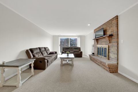 Tiny photo for 601 Lake Hinsdale Drive #301, Willowbrook, IL 60527 (MLS # 12469822)