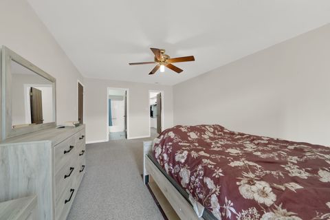 Tiny photo for 601 Lake Hinsdale Drive #301, Willowbrook, IL 60527 (MLS # 12469822)