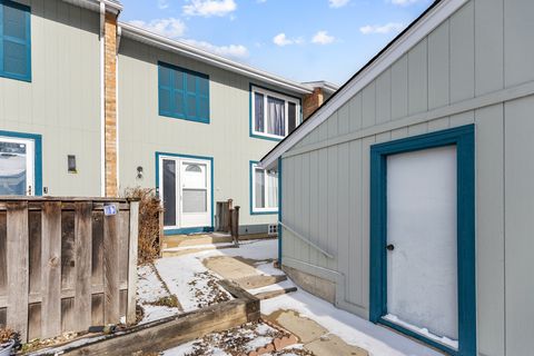 Tiny photo for 237 Pinewood Lane, Bloomingdale, IL 60108 (MLS # 12552507)