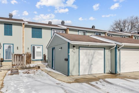 Tiny photo for 237 Pinewood Lane, Bloomingdale, IL 60108 (MLS # 12552507)