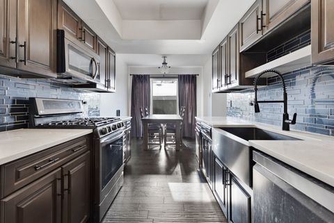 Tiny photo for 237 Pinewood Lane, Bloomingdale, IL 60108 (MLS # 12552507)