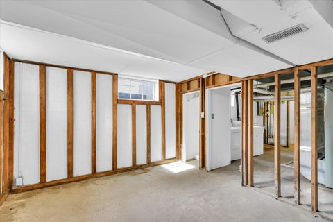 Tiny photo for 1207 S BUSEY Ave, Urbana, IL 61801 (MLS # 12546482)