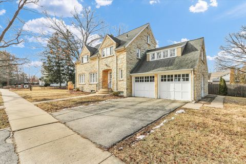 Tiny photo for 1207 S BUSEY Ave, Urbana, IL 61801 (MLS # 12546482)