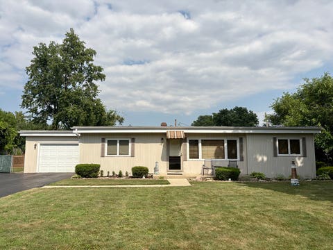Photo of 6251 Blackstone Avenue, La Grange Highlands, IL 60525 (MLS # 12727789)
