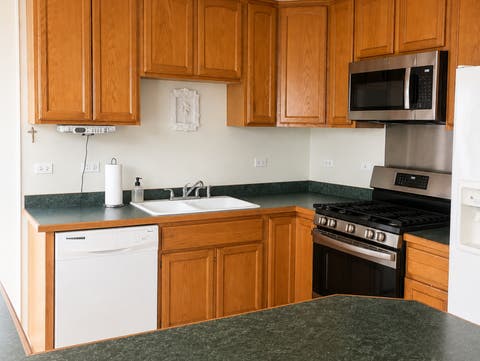 Tiny photo for 13514 Short Drive, Crestwood, IL 60418 (MLS # 12731326)