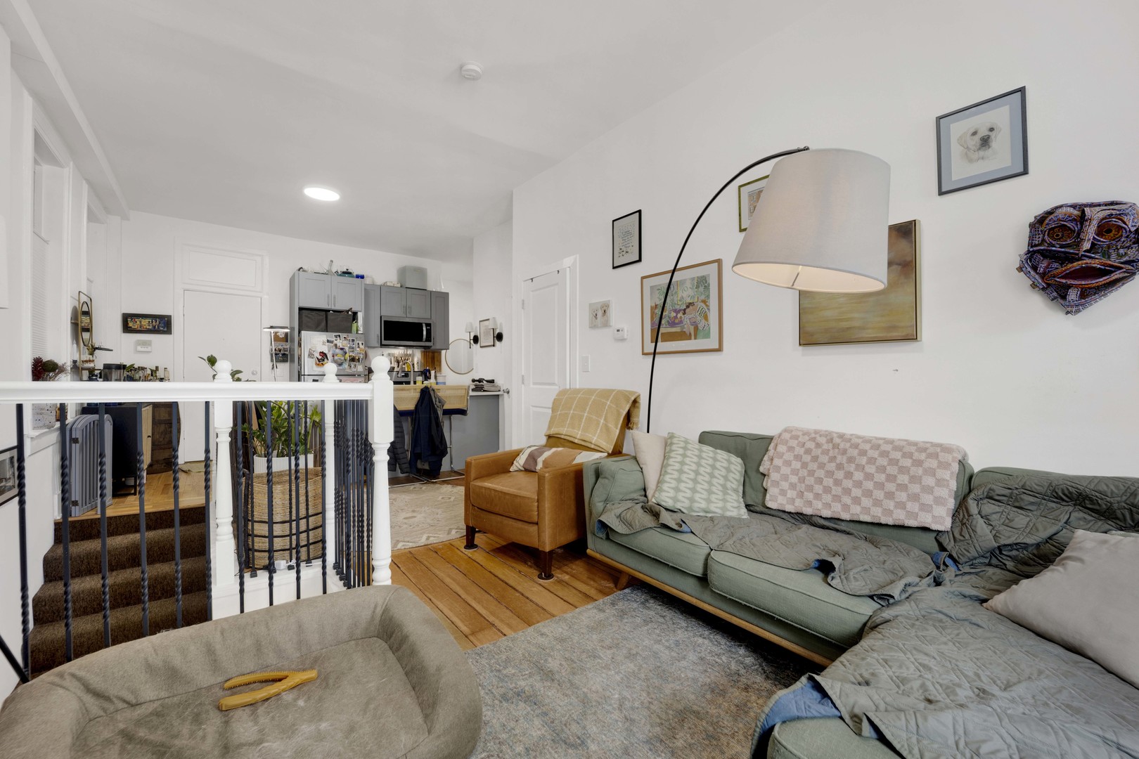 1140 N Winchester Avenue 1F