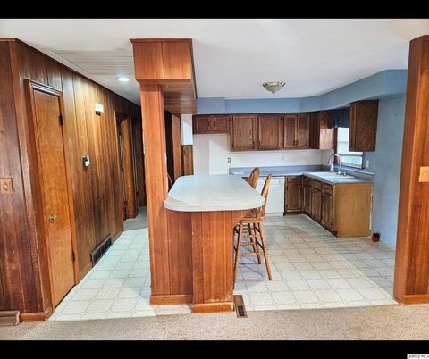 Tiny photo for 822 North Branch Ave Ave, Quincy, IL 62301 (MLS # 12513986)