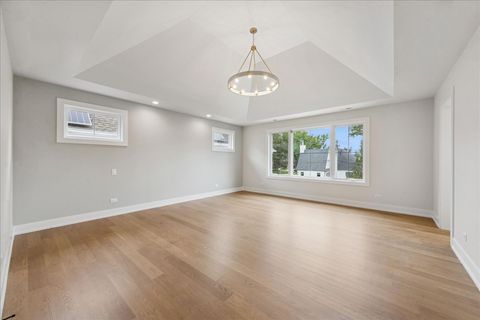Tiny photo for 153 S Kenmore Avenue, Elmhurst, IL 60126 (MLS # 12470714)