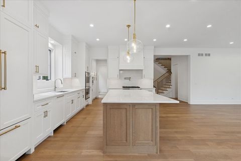 Tiny photo for 153 S Kenmore Avenue, Elmhurst, IL 60126 (MLS # 12470714)